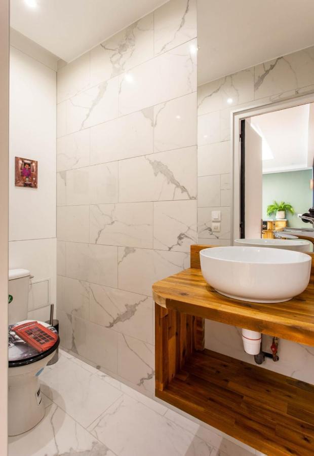 Stunning - 3br-10p - Bastille-voltaire *